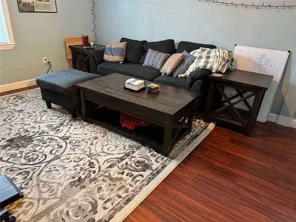 $304,950 | 4 Bayview Avenue, Unit 3, Bristol, RI 02809