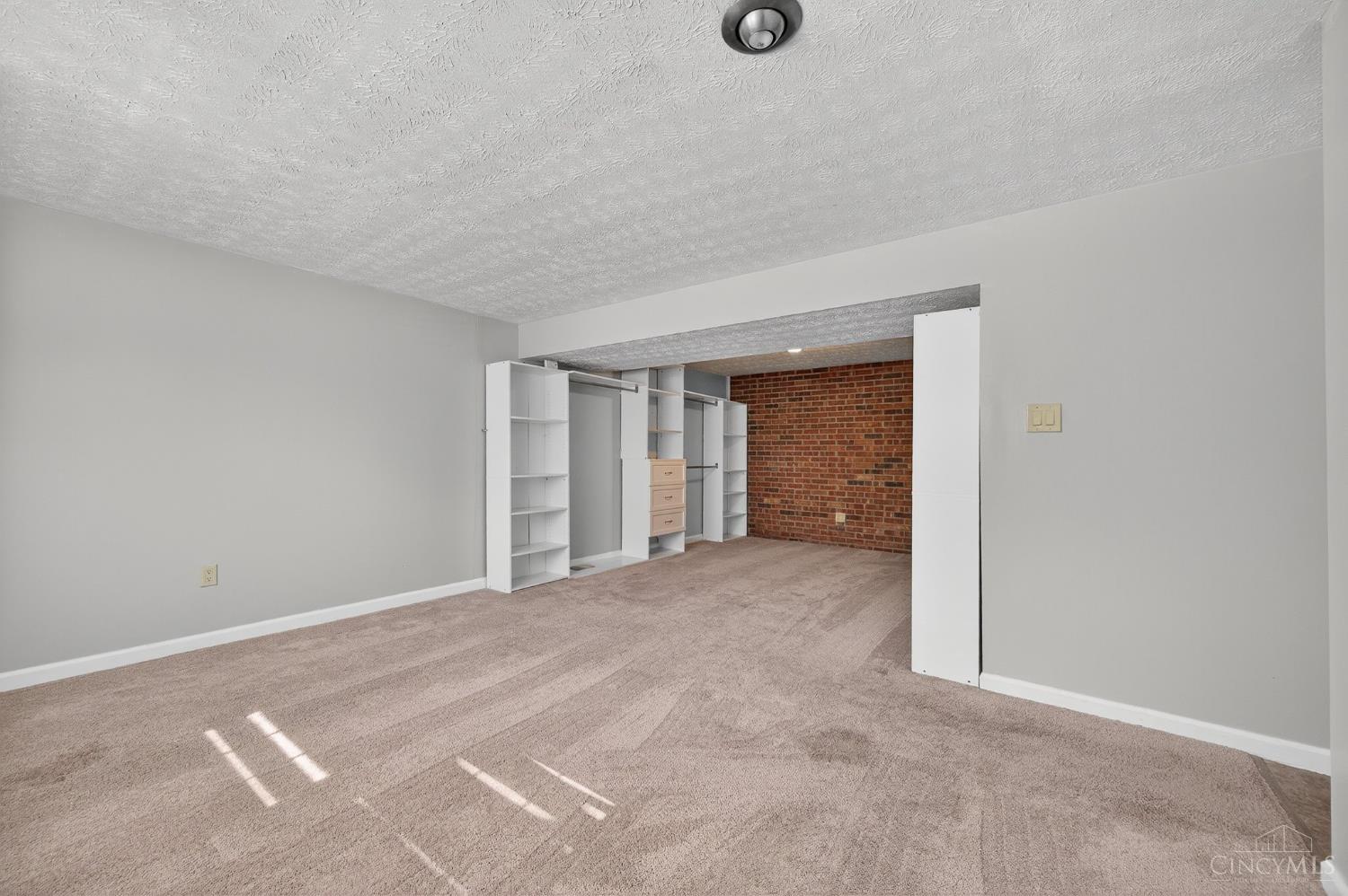 5468 Rapid Run Road Cincinnati, OH 45238 - Photo 34 of 44