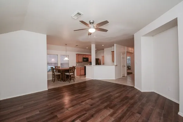 $2,000 | 2811 Eros Lane, Missouri City, TX 77459