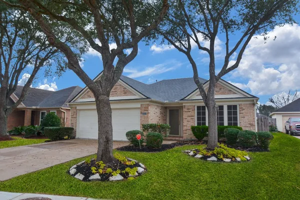 $2,000 | 2811 Eros Lane, Missouri City, TX 77459