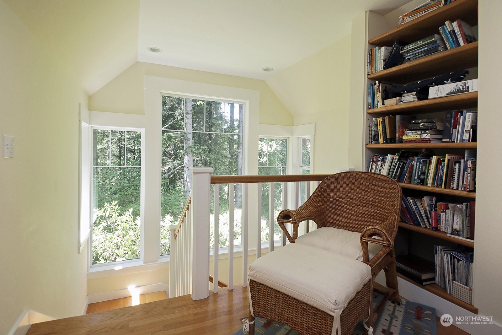 4453 Campbell Road Clinton, WA 98236 - Photo 11 of 29 Gallery Image 11