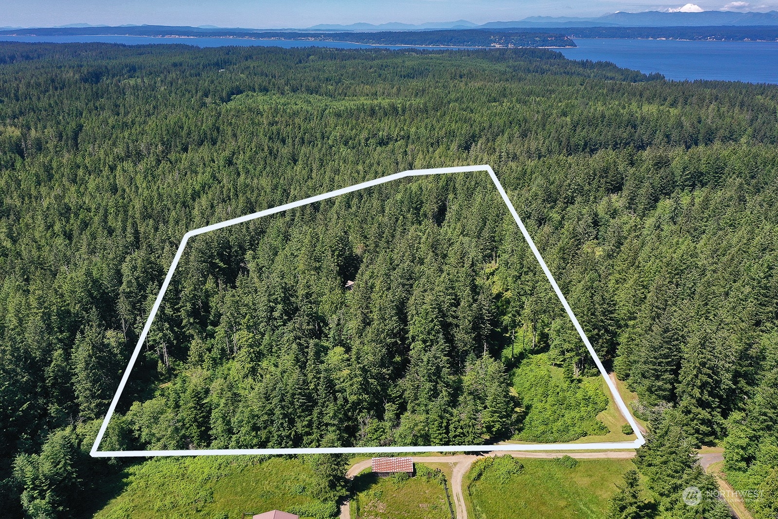 4453 Campbell Road Clinton, WA 98236 - Photo 28 of 29 Gallery Image 28