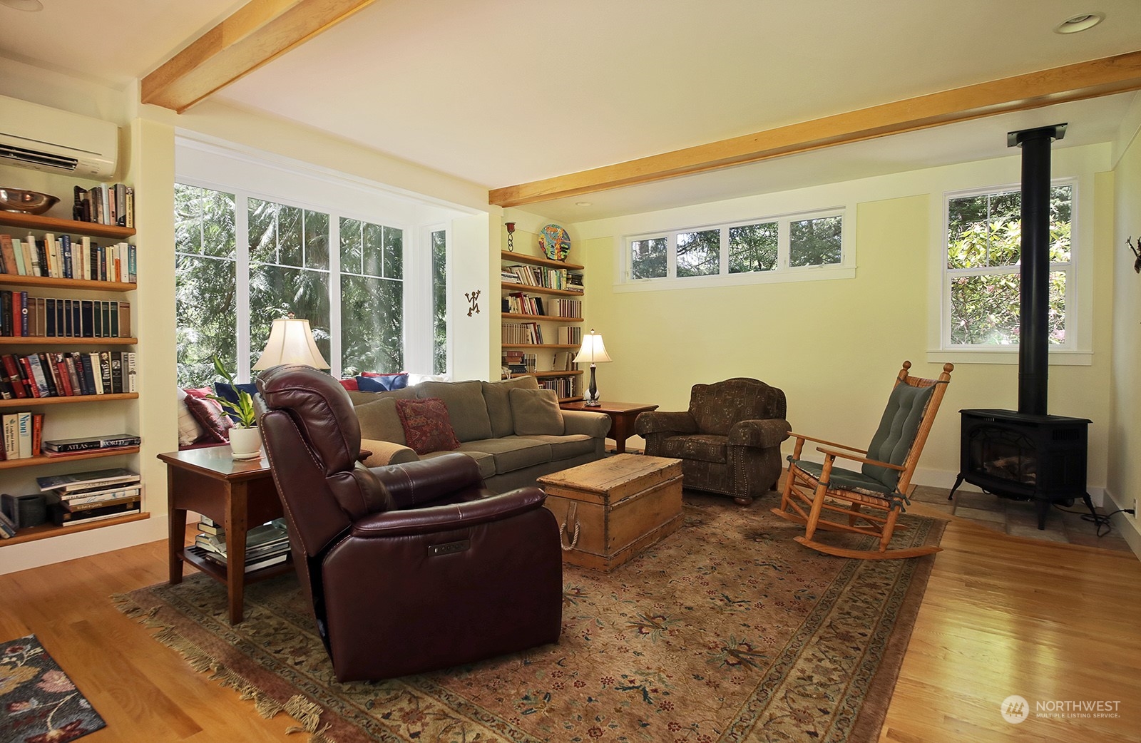 4453 Campbell Road Clinton, WA 98236 - Photo 8 of 29 Gallery Image 8