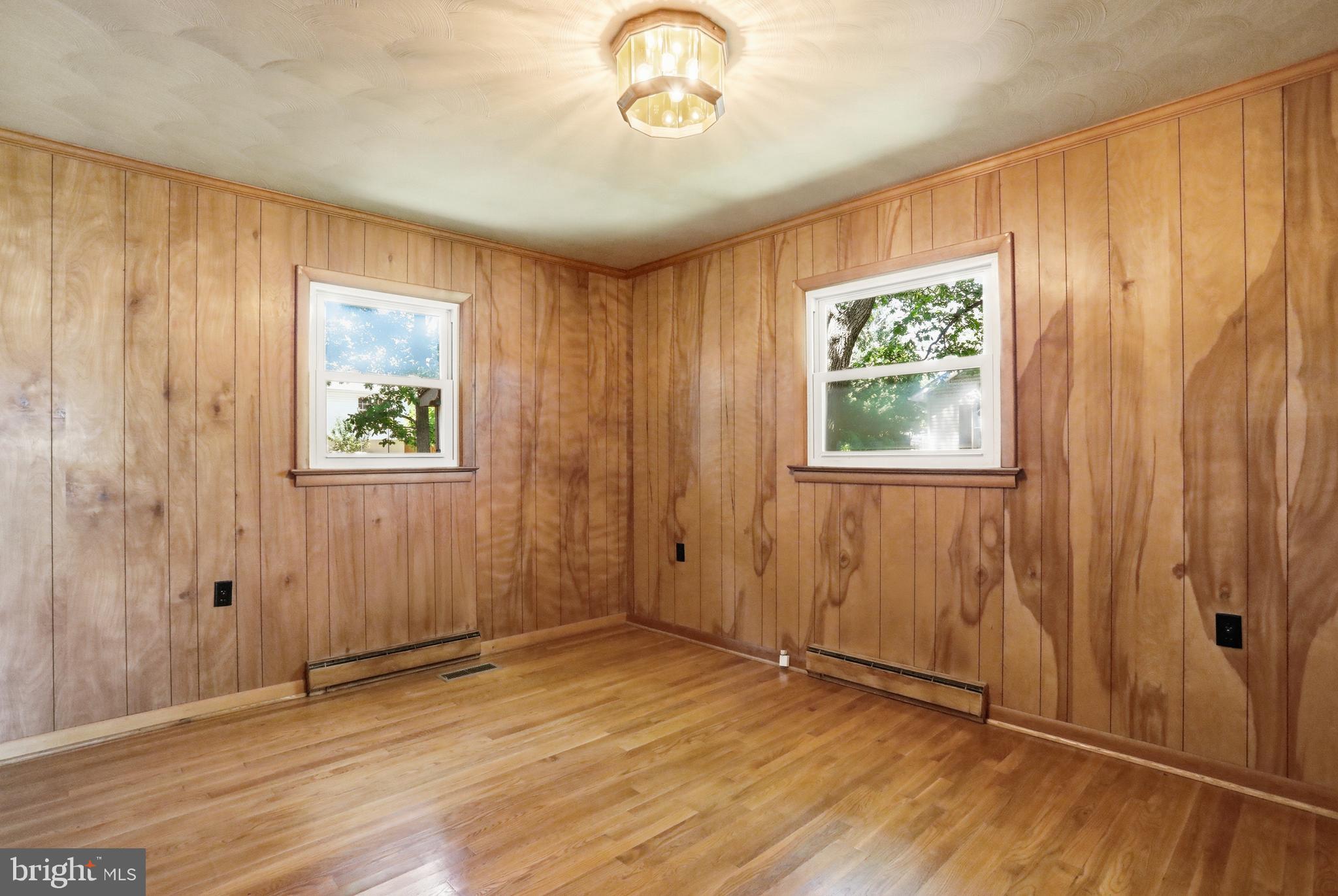 206 Dogwood Road Winchester, VA 22602 - Photo 23 of 39 Bedroom 2