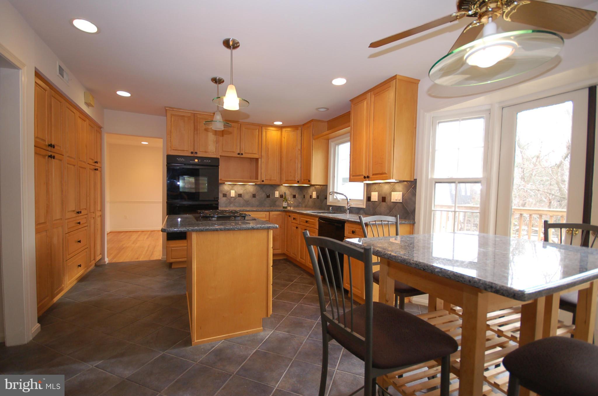 1651 Winding Waye Lane Silver Spring, MD 20902 - Photo 3 of 21 Kitchen