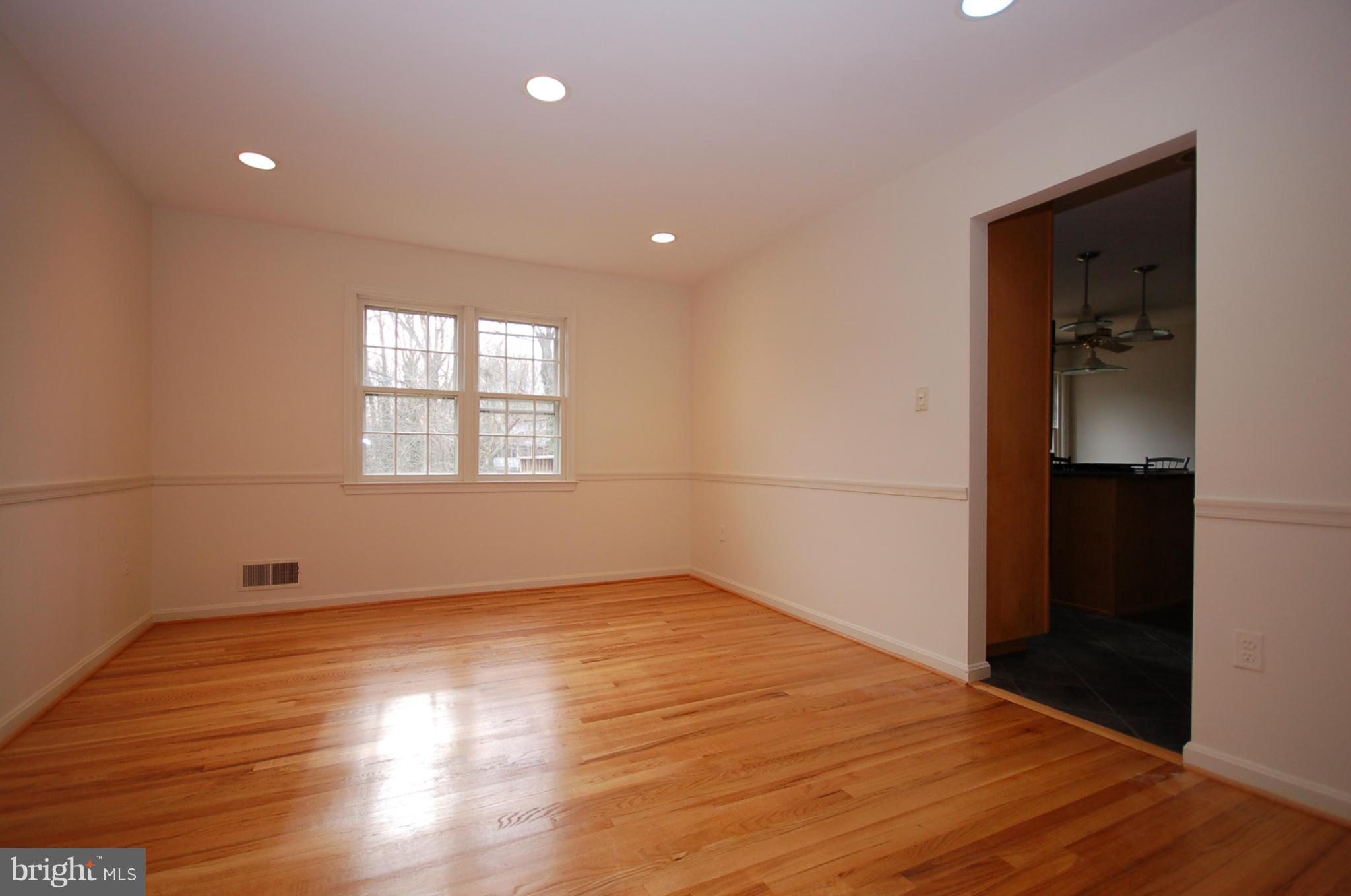 1651 Winding Waye Lane Silver Spring, MD 20902 - Photo 6 of 21 Dining Room