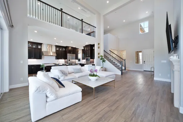 $1,664,000 | 1014 Hogarth Way, El Dorado Hills, CA 95762