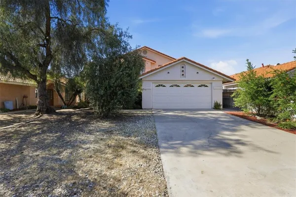 $549,900 | 39649 Oak Cliff Drive, Temecula, CA 92591