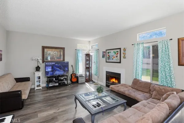 $549,900 | 39649 Oak Cliff Drive, Temecula, CA 92591