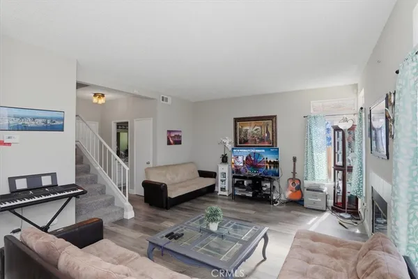 $549,900 | 39649 Oak Cliff Drive, Temecula, CA 92591