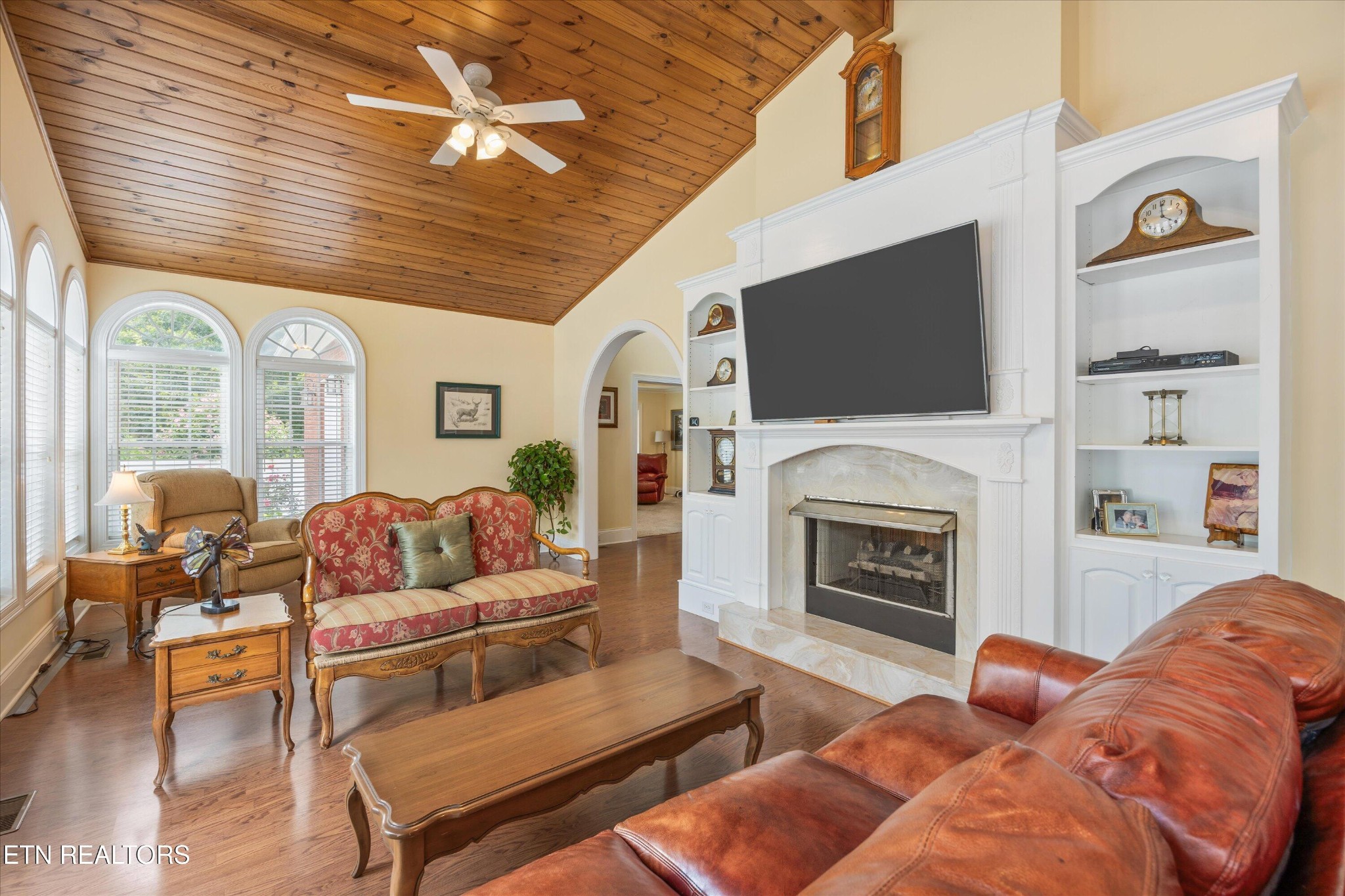132 David Road Clinton, TN 37716 - Photo 10 of 52 Gallery Image 10