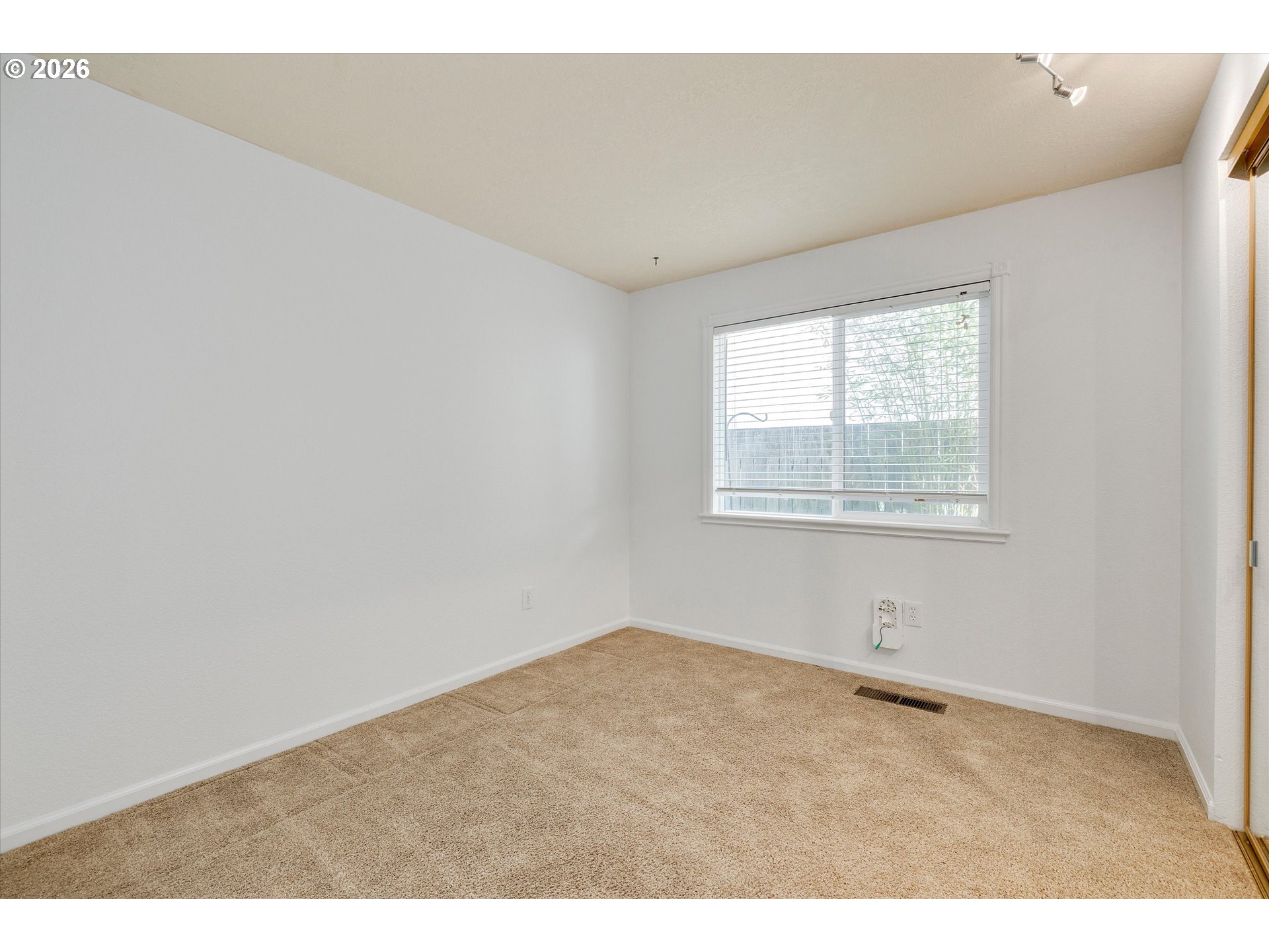 14765 Southwest Wheaton Lane Beaverton, OR 97007 - Photo 47 of 48