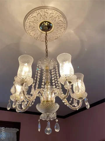 $411,000 | 7038 Pernod Avenue, St. Louis, MO 63139