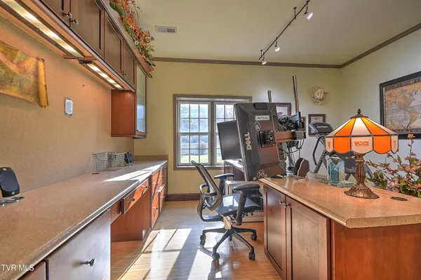 $795,000 | 1029 Fiddlers Way, Kingsport, TN 37664