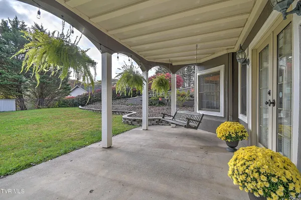 $795,000 | 1029 Fiddlers Way, Kingsport, TN 37664