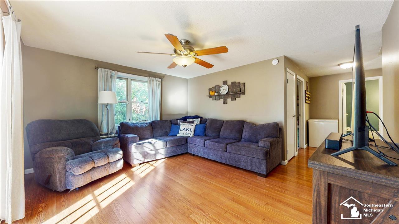 6933 Ridge Highway Britton, MI 49229 - Photo 8 of 28