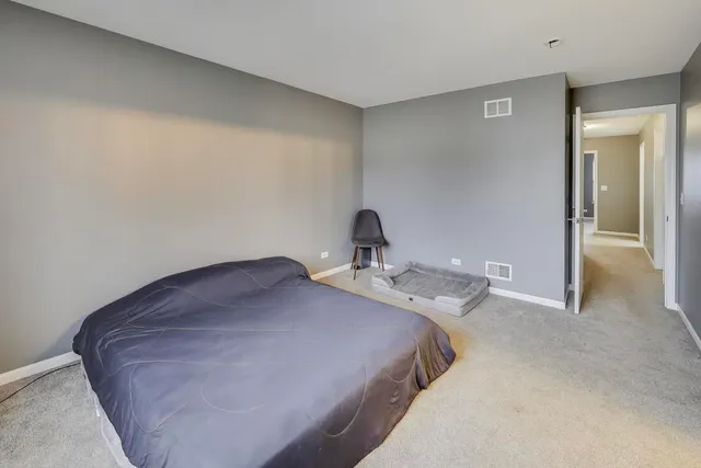 $289,500 | 676 South Jade Lane, Unit 676, Round Lake, IL 60073