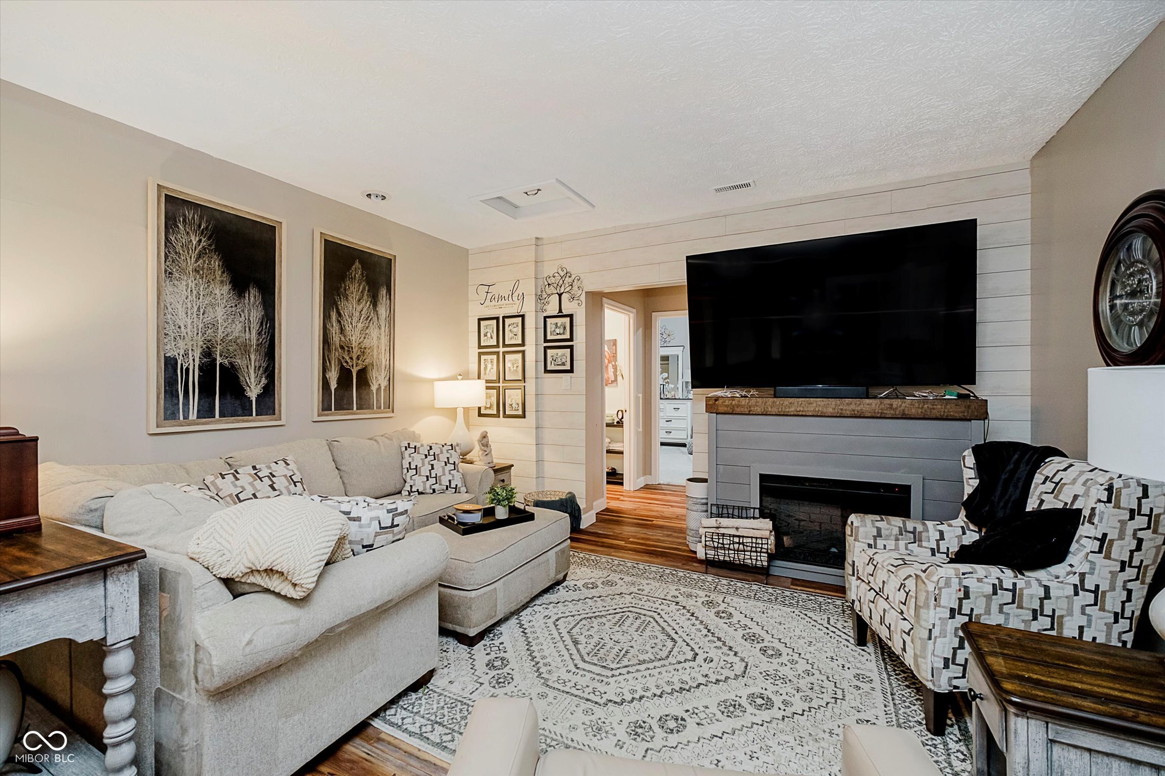 9135 East 256th Street Arcadia, IN 46030 - Photo 4 of 39