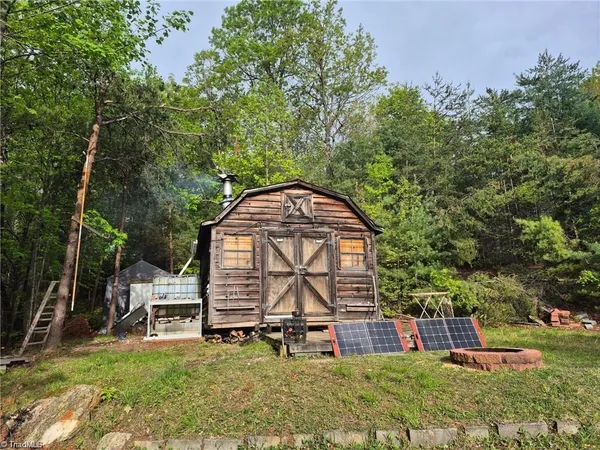 $765,000 | 0 Summit Road, Purlear, NC 28665
