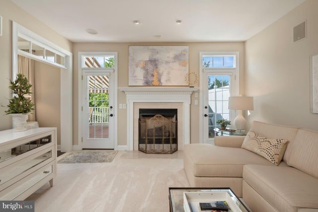 $739,900 | 10 Sharpley Drive, Chadds Ford, PA 19317