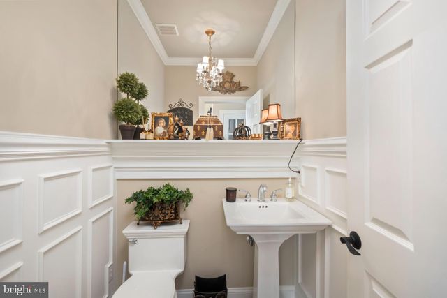 $739,900 | 10 Sharpley Drive, Chadds Ford, PA 19317