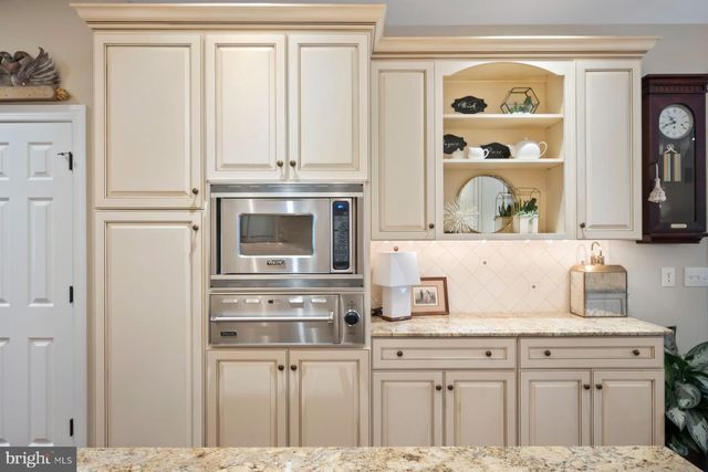 $739,900 | 10 Sharpley Drive, Chadds Ford, PA 19317