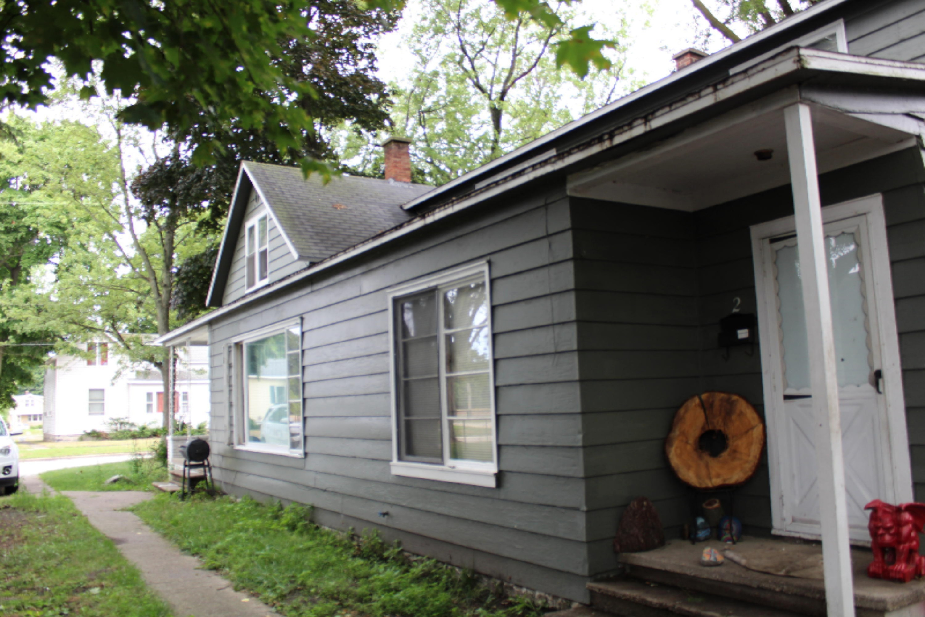 1780 Ruddiman Street Muskegon, MI 49441 - Photo 3 of 22 IMG_8828