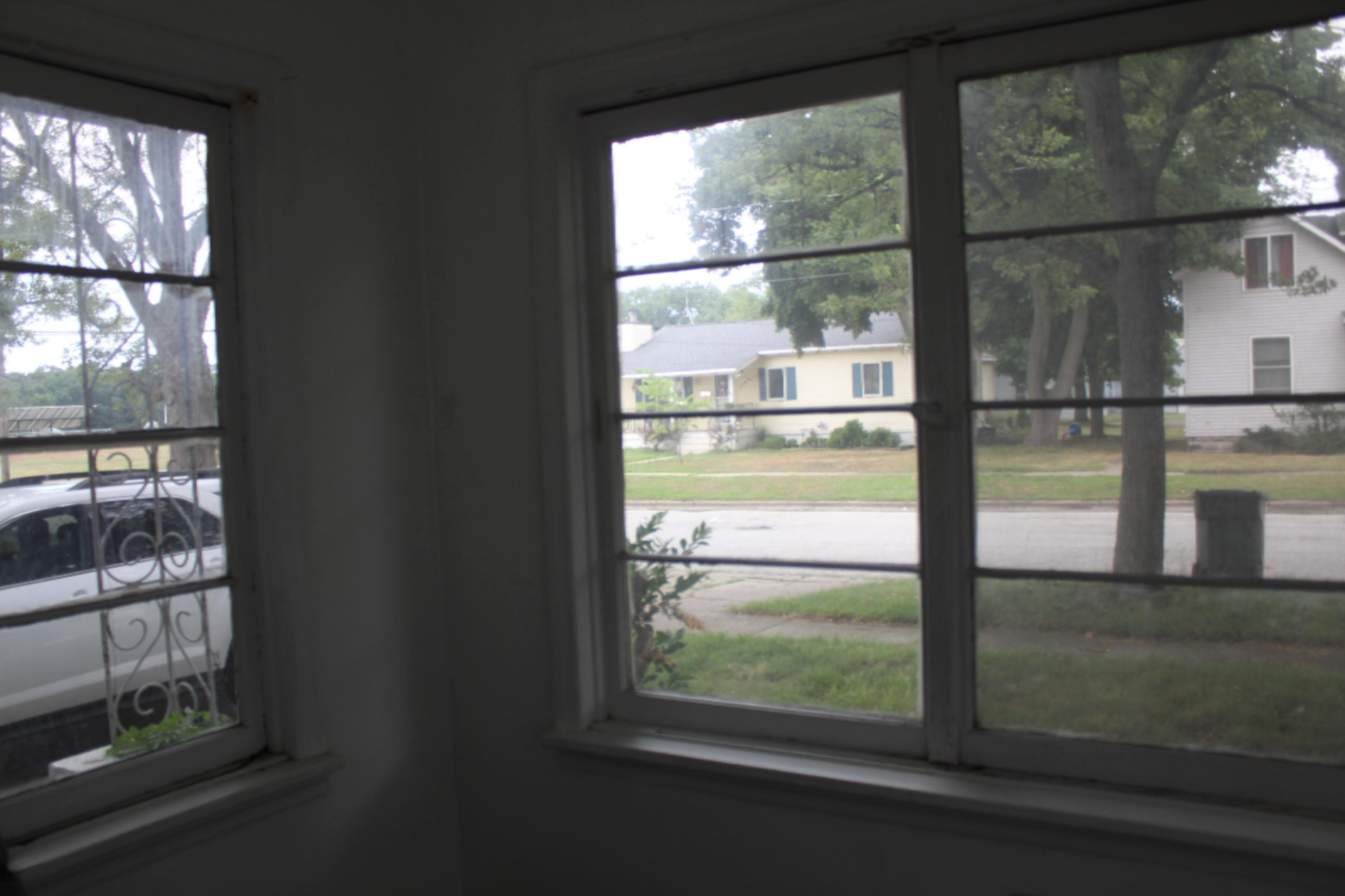 1780 Ruddiman Street Muskegon, MI 49441 - Photo 6 of 22 IMG_8832