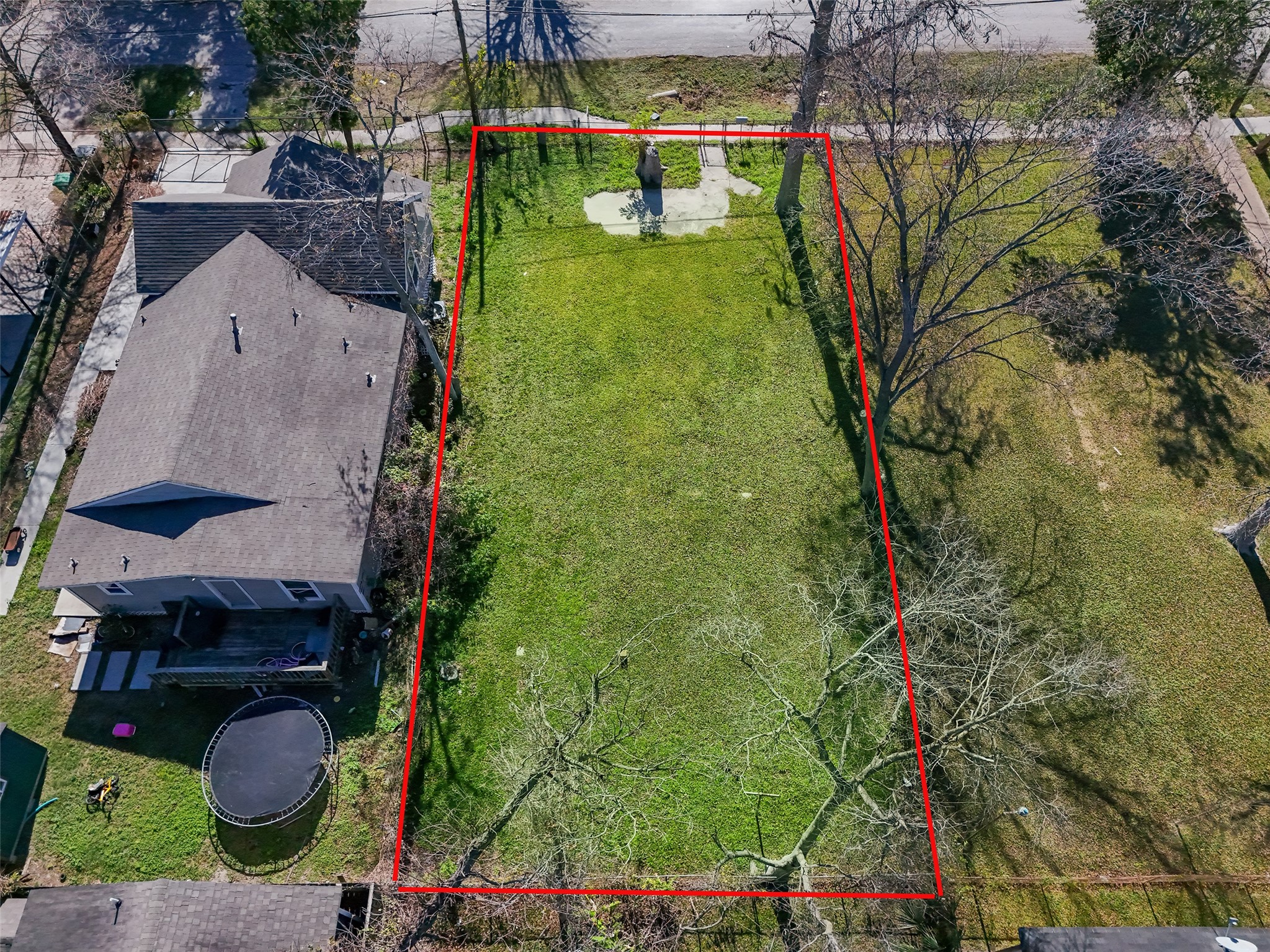 4607 Evella Street Houston, TX 77026 - Photo 3 of 12 Easy access to I-10 , 59/69 North and 610.