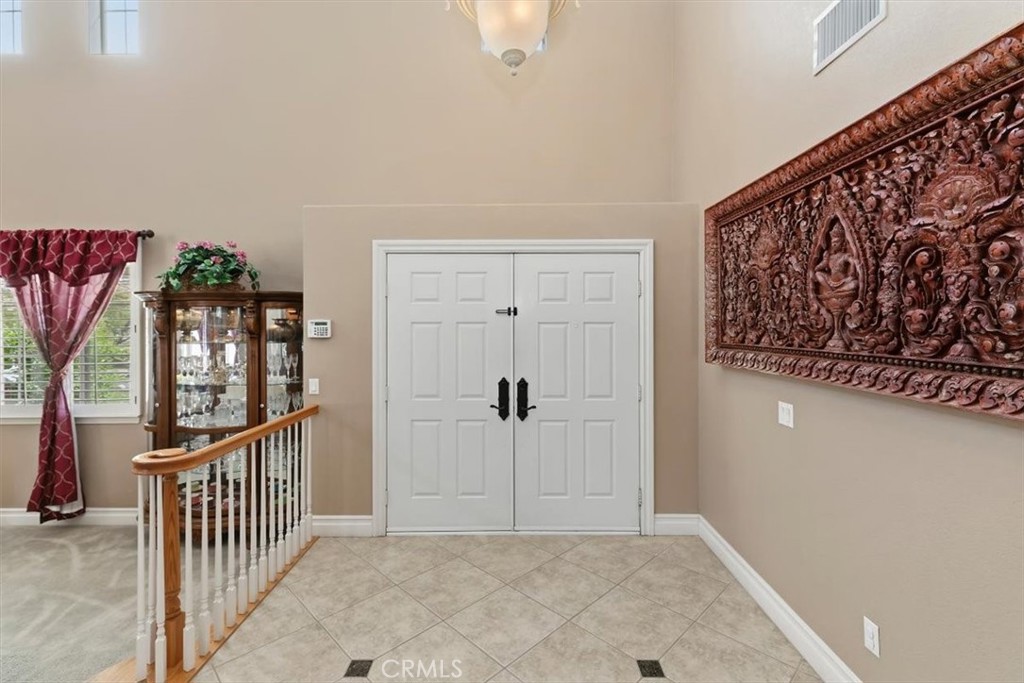 17779 Corinne Way Riverside, CA 92504 - Photo 12 of 67