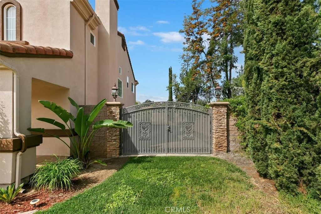 17779 Corinne Way Riverside, CA 92504 - Photo 10 of 67