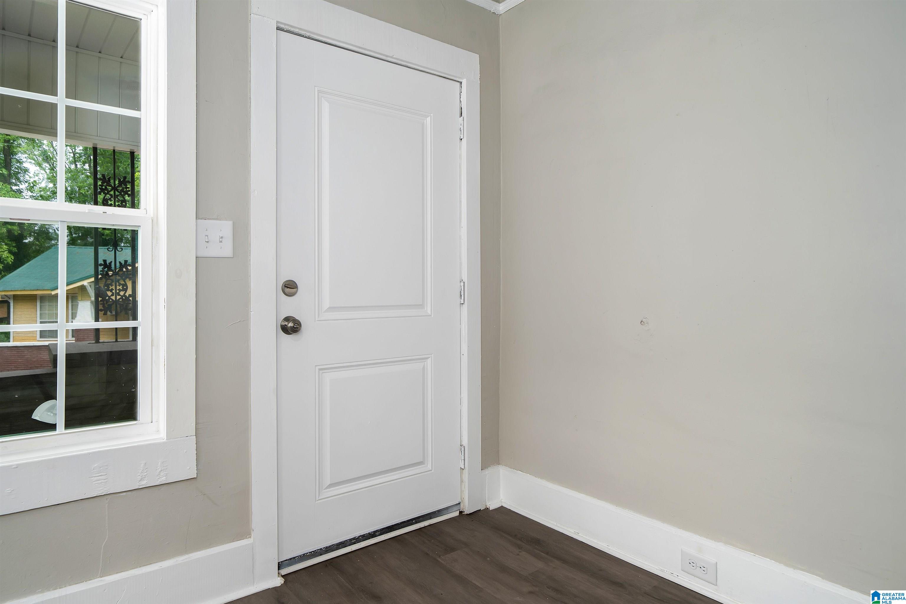 2129 Pike Road Birmingham, AL 35208 - Photo 4 of 24