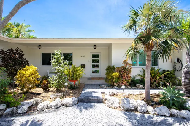 $2,650,000 | 3620 Sunrise Drive, Key West, FL 33040