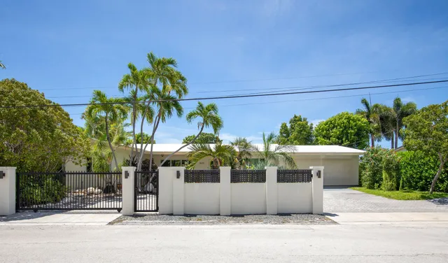 $2,650,000 | 3620 Sunrise Drive, Key West, FL 33040