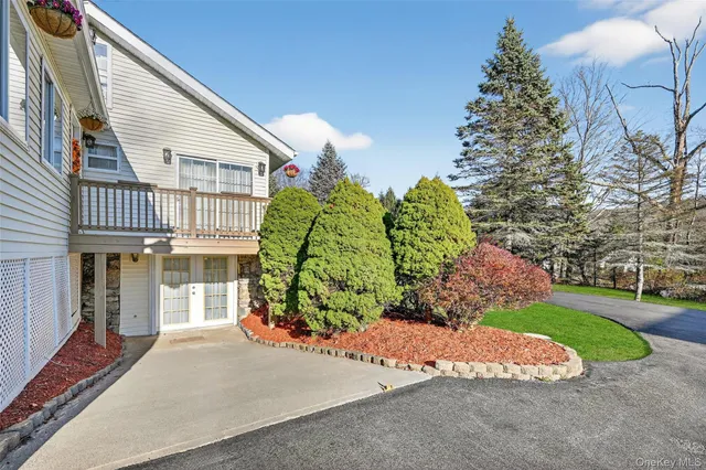 $625,000 | 17 Pine Hill Road, Highland Mills, NY 10930