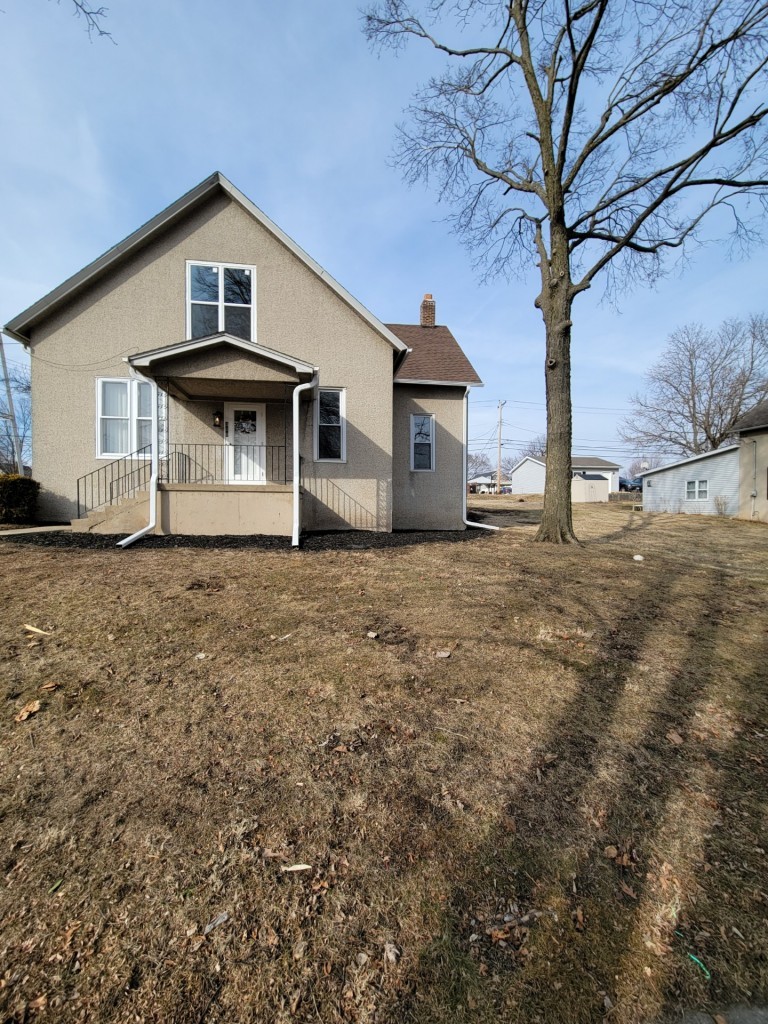 300 East Erie Street Spring Valley, IL 61362 - Photo 5 of 22