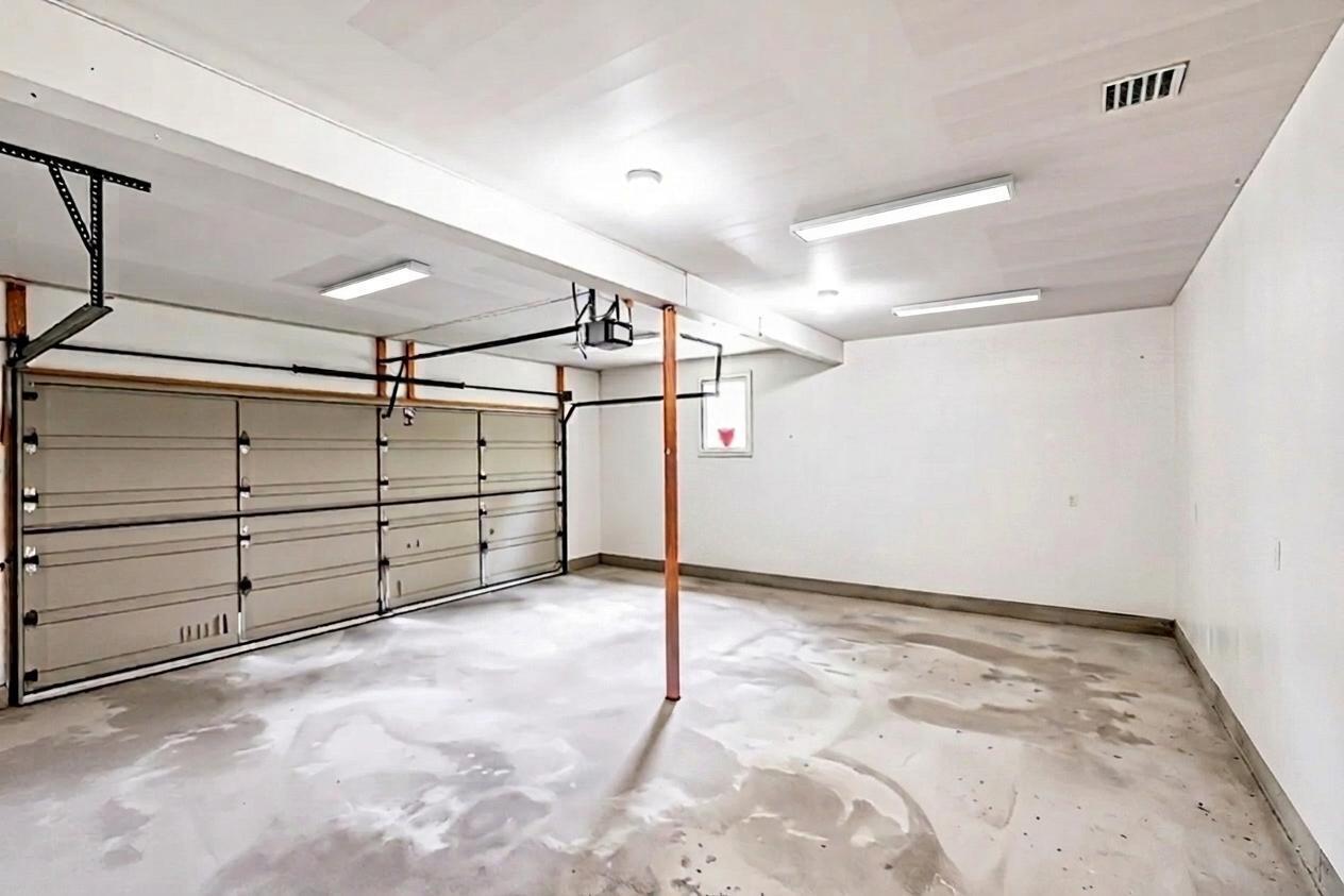 232 Bluff Road, Unit 232 Yarmouth, ME 04096 - Photo 60 of 69 Garage Direct Entry 232 Bluff
