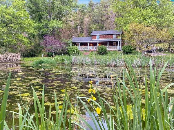 $345,000 | 289 Huckleberry Ridge Road Northeast, Floyd, VA 24091