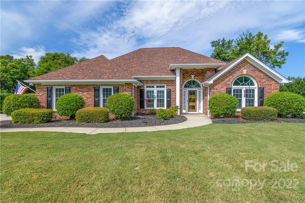 3364 Blue Jay Pass Fort Mill, SC 29708 - Photo 1 of 30 a front view of a house with a yard