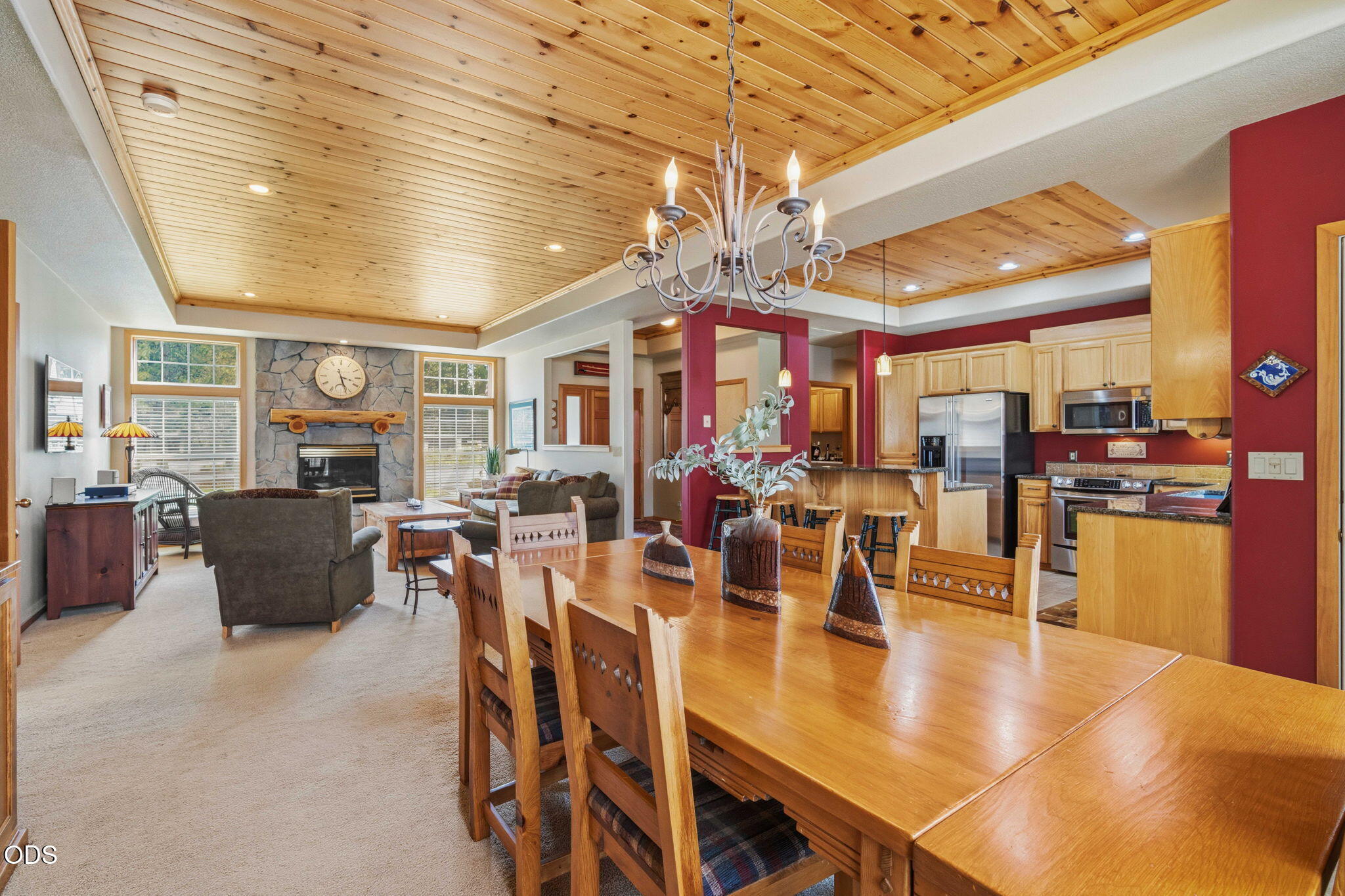 57719 Poplar Lane Sunriver, OR 97707 - Photo 15 of 46