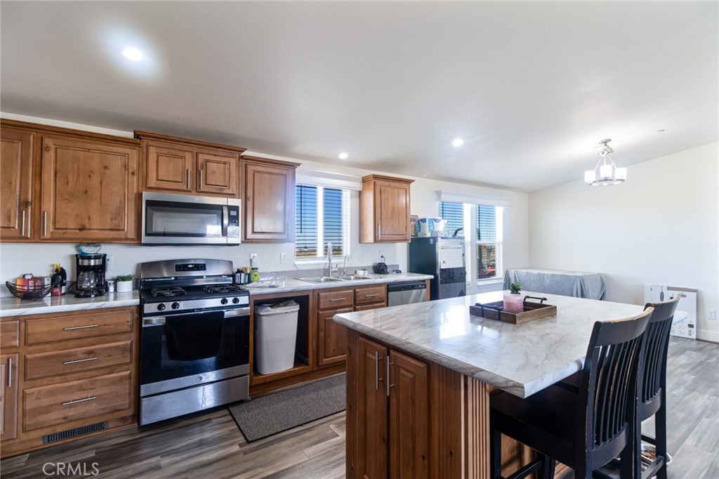 2876 Goss Road Phelan, CA 92371 - Photo 3 of 19