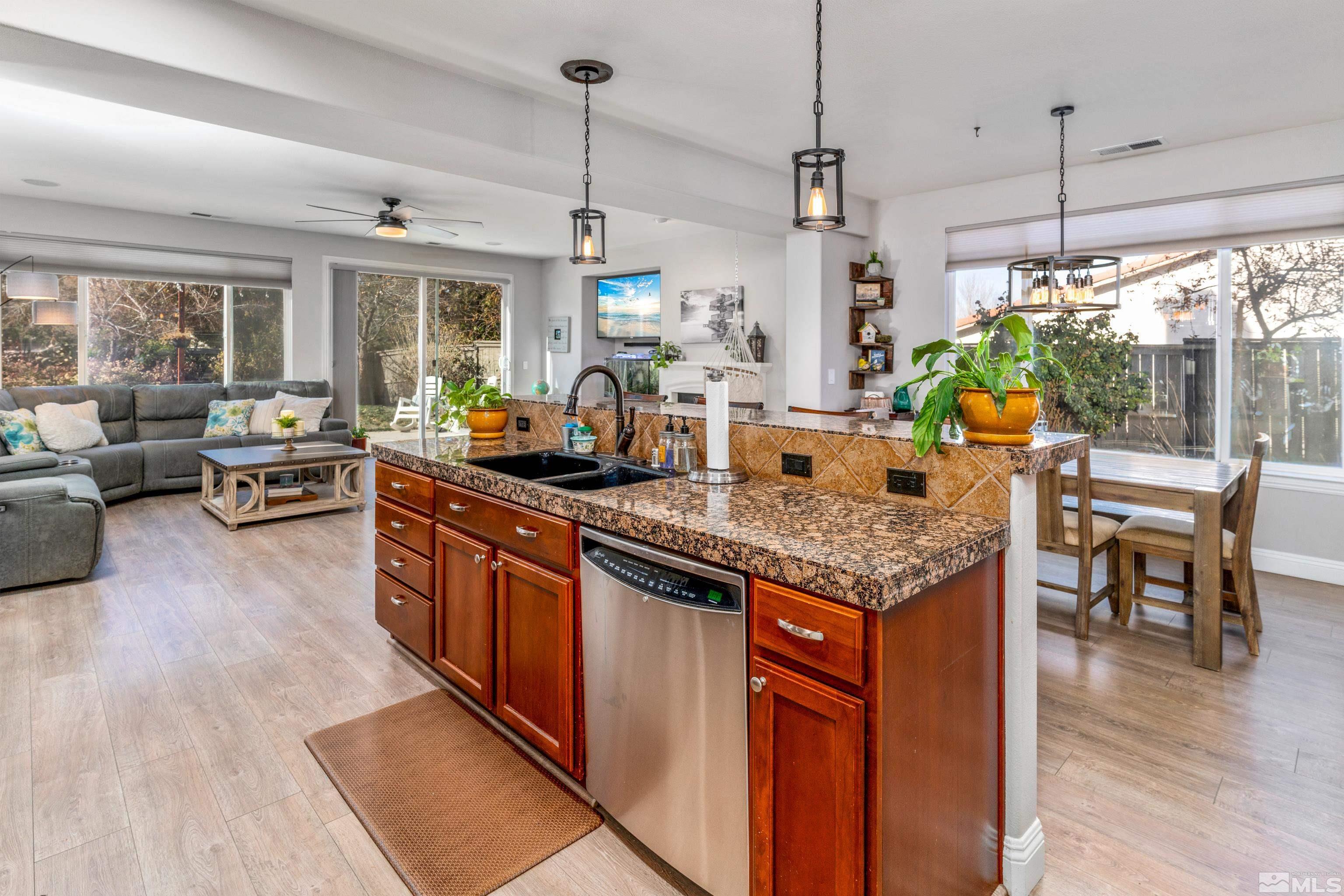 650 Paso Fino Court Reno, NV 89521 - Photo 11 of 35 Photo 11