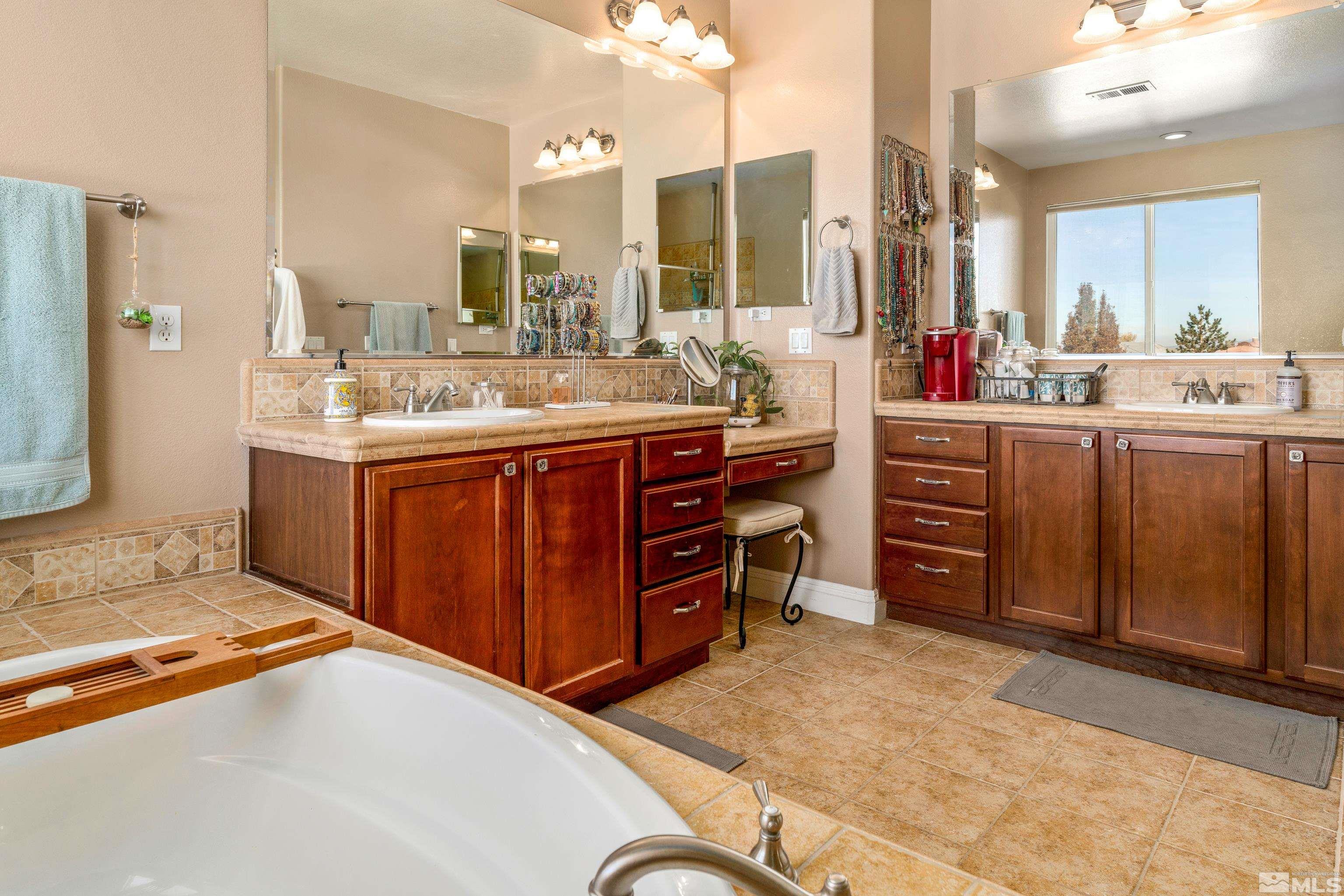 650 Paso Fino Court Reno, NV 89521 - Photo 18 of 35 Photo 18