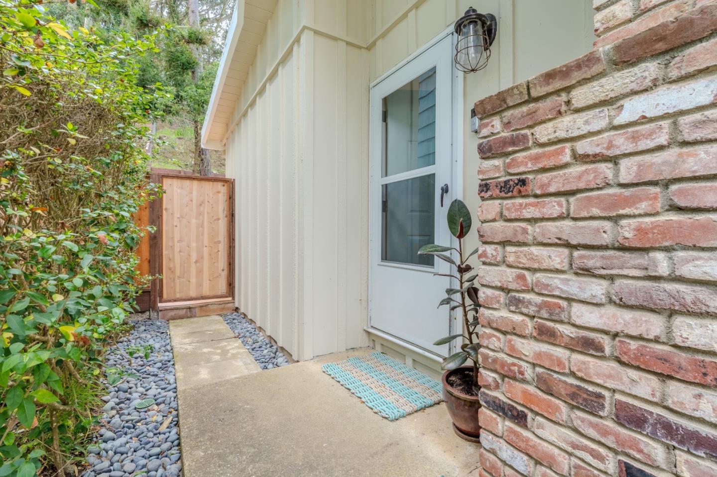 1080 Barcelona Drive Pacifica, CA 94044 - Photo 3 of 48