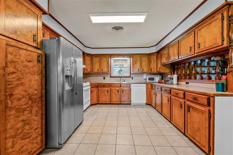 $180,000 | 8094 Holland Road, Hayes, LA 70647
