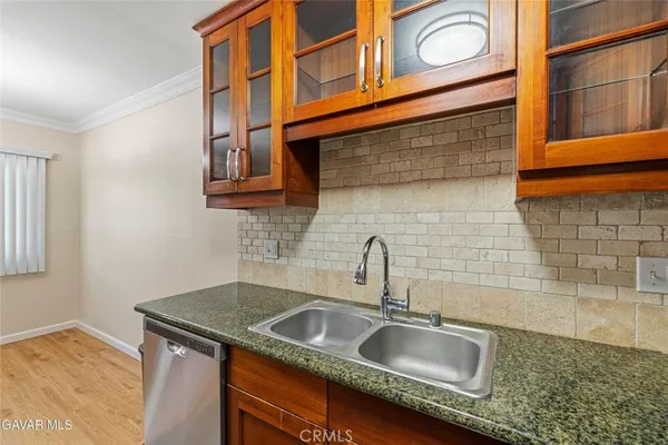 $459,900 | 3220 Altura Avenue, Unit 220, Glendale, CA 91214