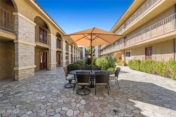 $459,900 | 3220 Altura Avenue, Unit 220, Glendale, CA 91214