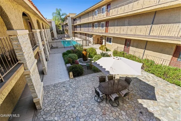 $459,900 | 3220 Altura Avenue, Unit 220, Glendale, CA 91214