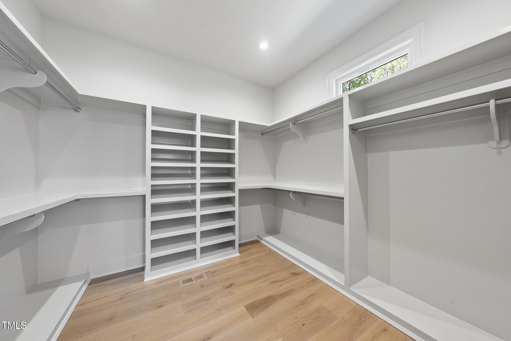 3410 Bradley Place Raleigh, NC 27607 - Photo 16 of 37 DSC07624