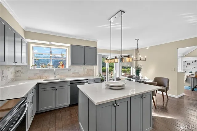 $459,000 | 26 Webster Oaks Drive, St. Louis, MO 63119